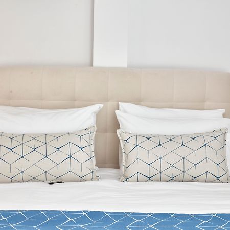 La Maltese Oia Luxury Suites מראה חיצוני תמונה