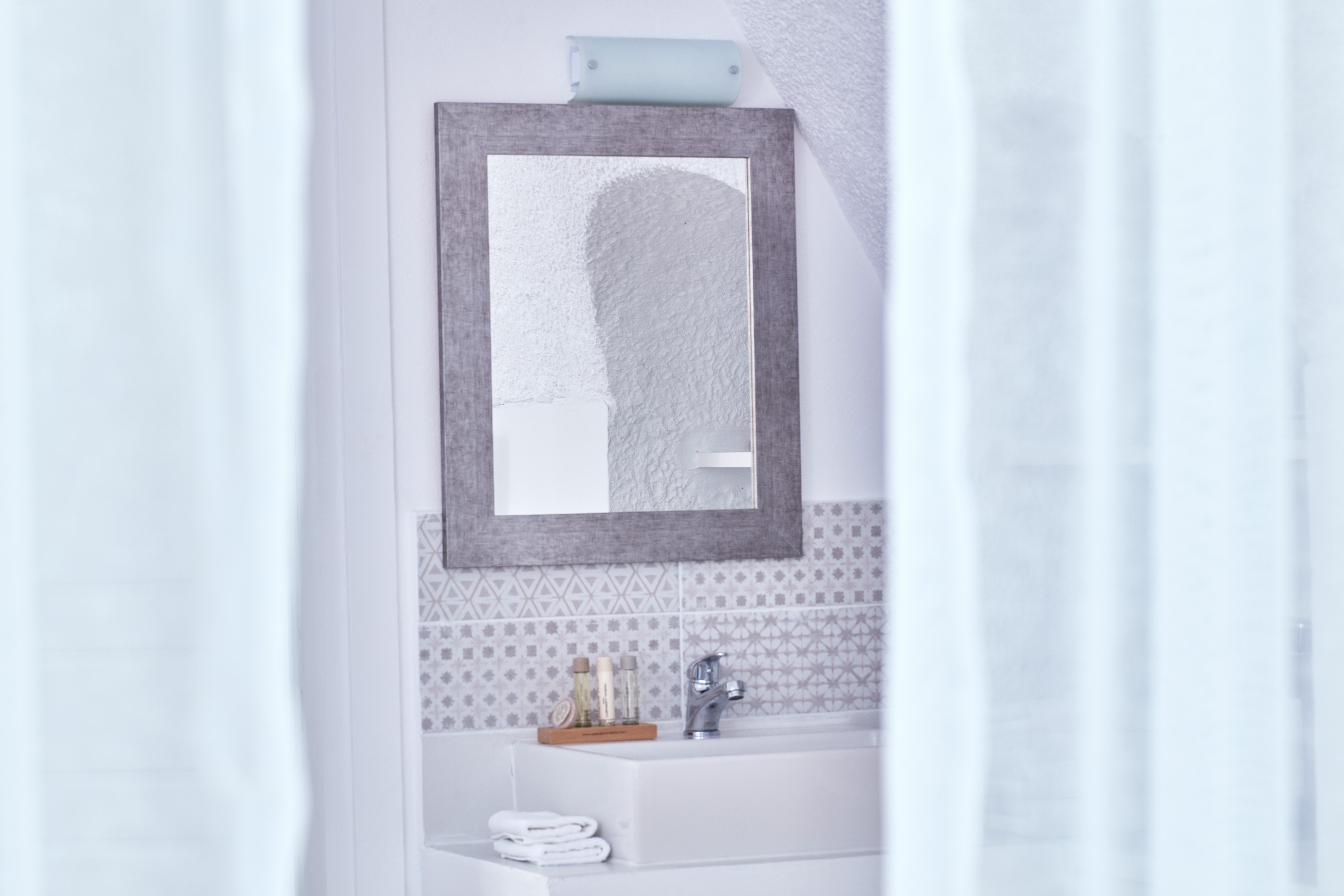La Maltese Oia Luxury Suites מראה חיצוני תמונה